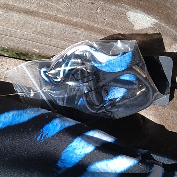 New Rachel Roy Blue Zebra Suit (M) - Picture 7 of 12